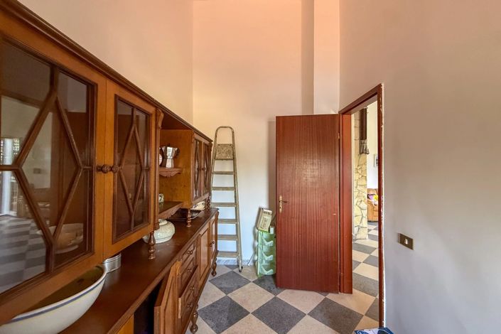 Image No.19-3 Bed Villa for sale