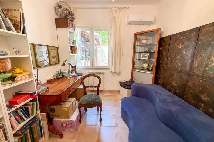 Image No.23-2 Bed Villa for sale