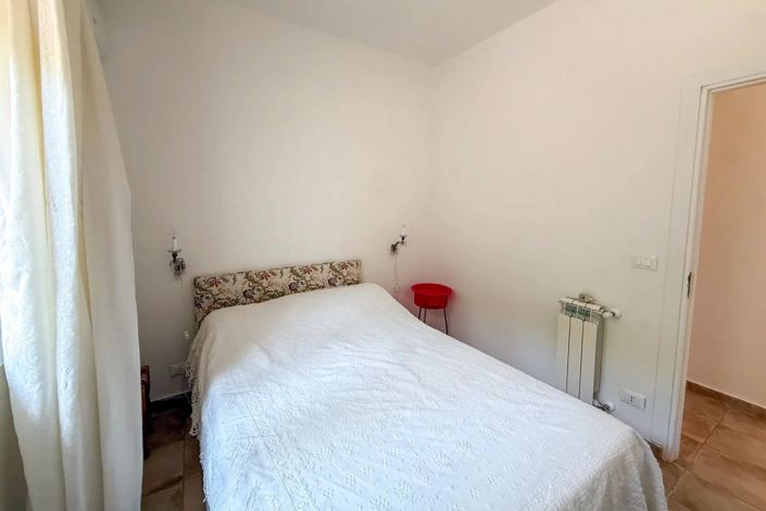 Image No.26-2 Bed Villa for sale