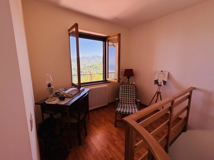 Image No.23-Appartement de 2 chambres à vendre à Sant'Agata di Militello