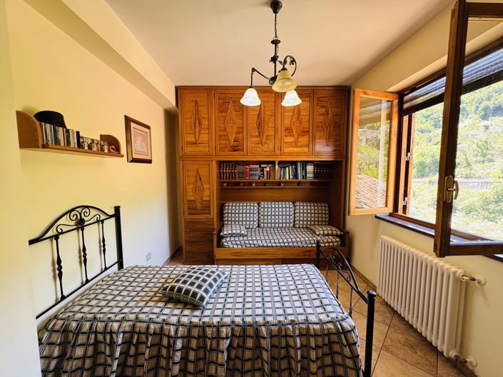 Image No.26-Appartement de 2 chambres à vendre à Sant'Agata di Militello