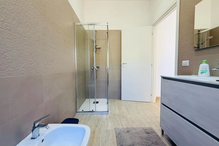 Image No.15-2 Bed Apartment for sale