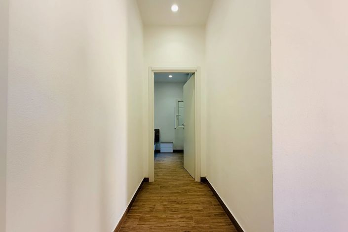 Image No.20-2 Bed Apartment for sale
