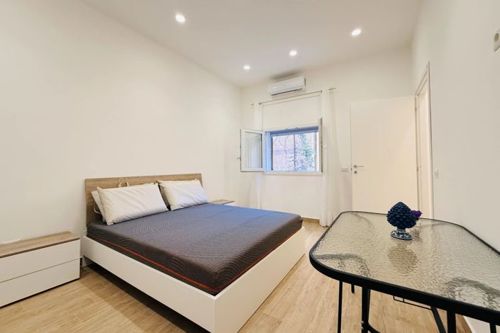 Image No.22-2 Bed Apartment for sale