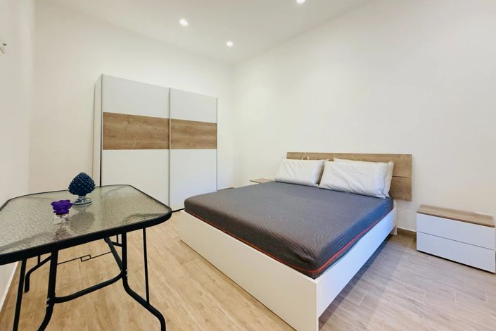 Image No.23-2 Bed Apartment for sale