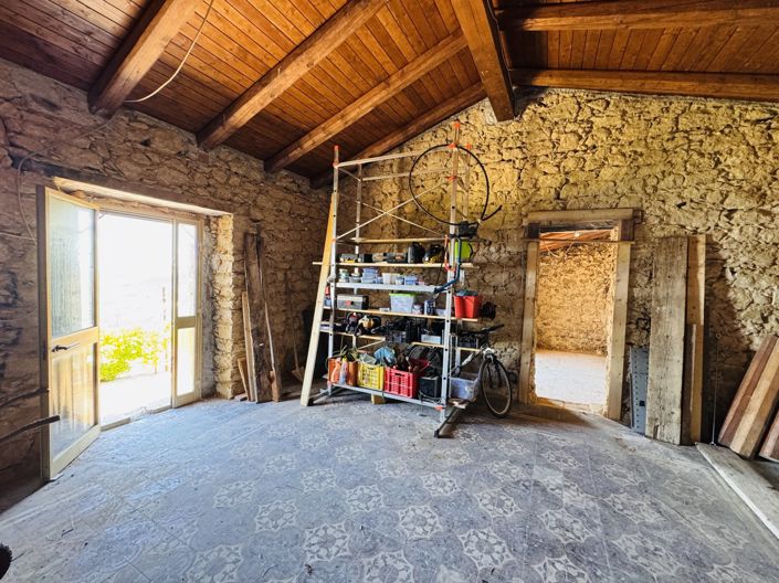 Image No.19-2 Bed House for sale