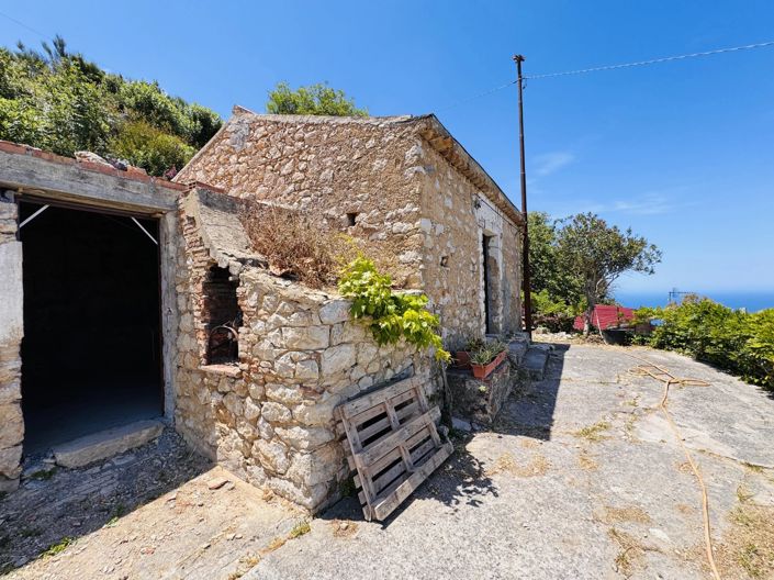 Image No.23-2 Bed House for sale
