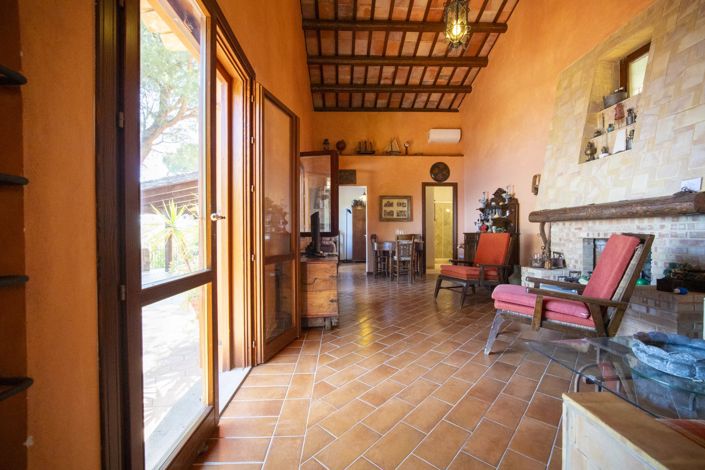 Image No.7-1 Bed Villa for sale