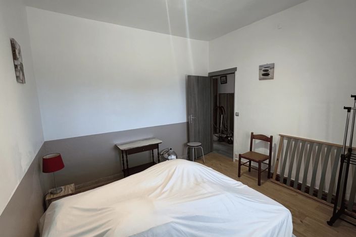 Image No.11-4 Bed House for sale