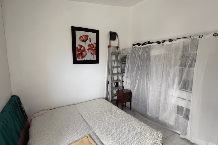 Image No.19-4 Bed House for sale