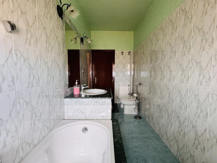 Image No.24-2 Bed Apartment for sale