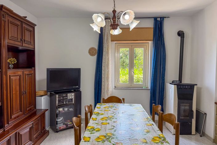 Image No.15-4 Bed Apartment for sale