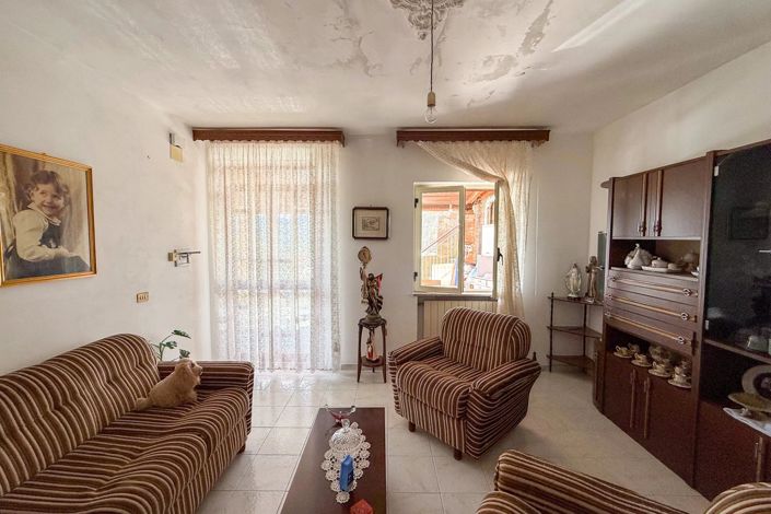 Image No.23-4 Bed Apartment for sale