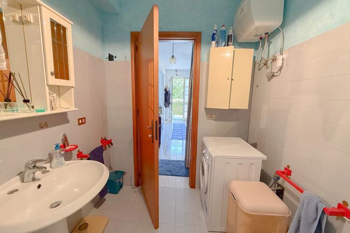 Image No.26-4 Bed Apartment for sale