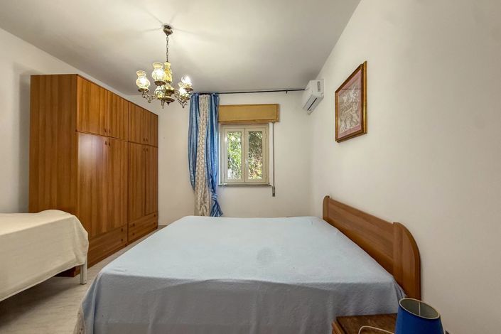 Image No.28-4 Bed Apartment for sale