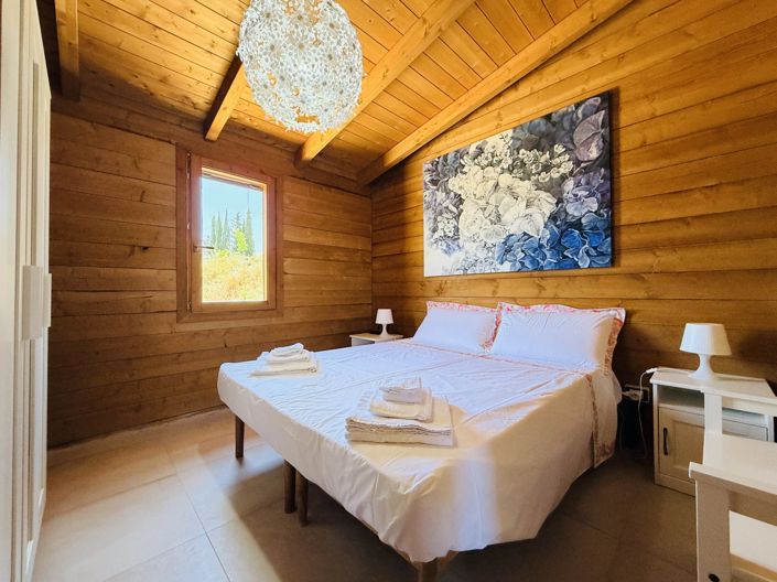 Image No.17-2 Bed House for sale