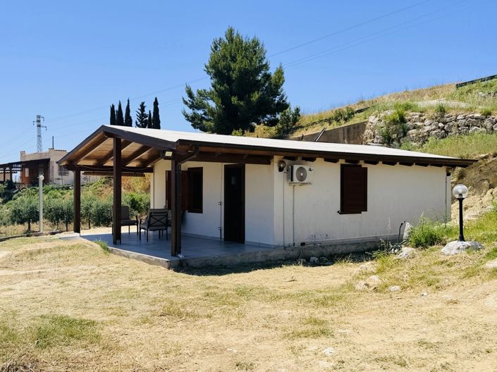 Image No.21-2 Bed House for sale