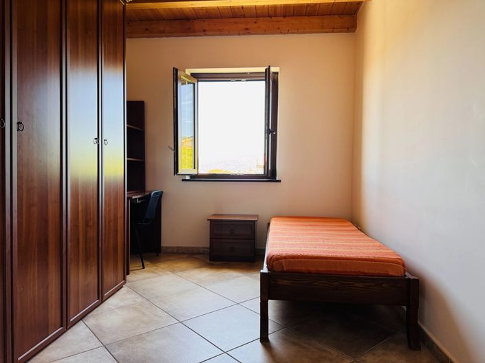Image No.18-2 Bed Apartment for sale