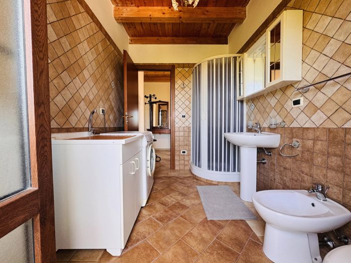 Image No.22-2 Bed Apartment for sale