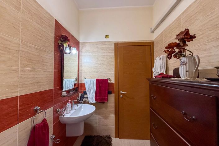 Image No.18-Appartement de 1 chambre à vendre à Termini Imerese
