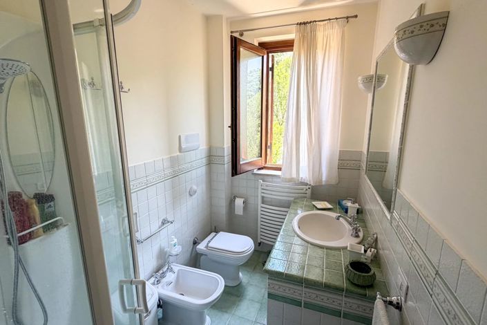 Image No.26-7 Bed Villa for sale