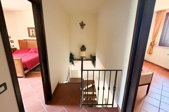 Image No.28-7 Bed Villa for sale