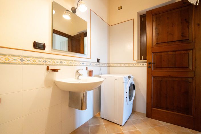 Image No.17-4 Bed Villa for sale