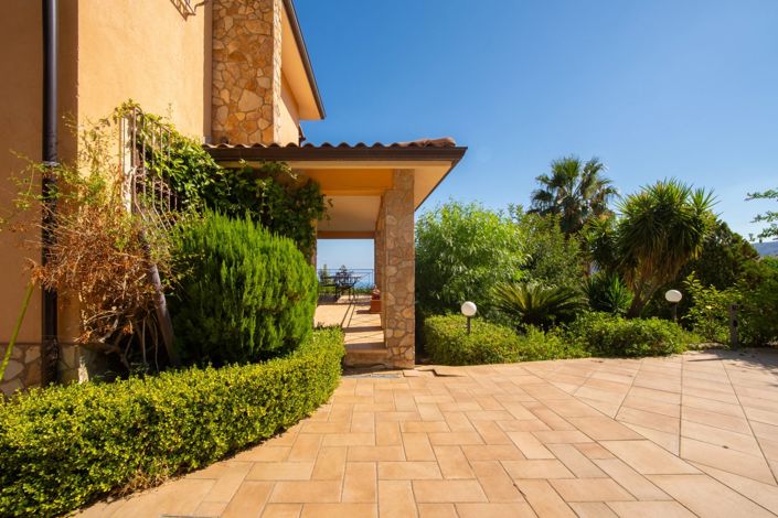 Image No.7-4 Bed Villa for sale
