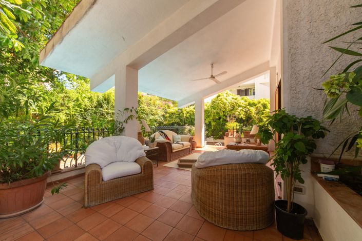 Image No.8-4 Bed Villa for sale