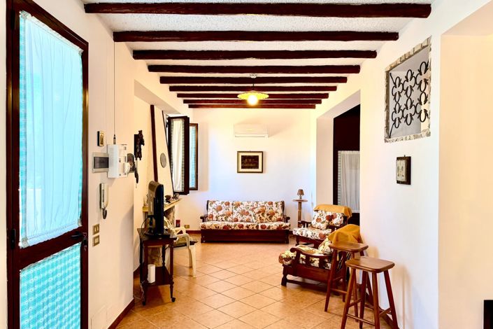 Image No.23-6 Bed Villa for sale