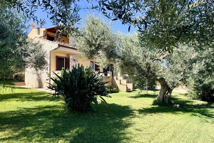 Image No.4-6 Bed Villa for sale