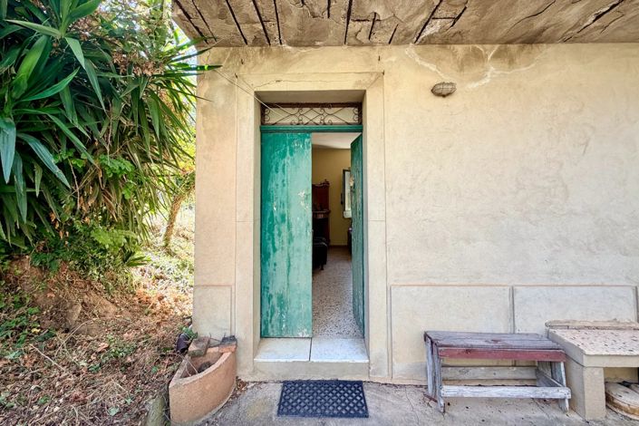 Image No.10-1 Bed House for sale