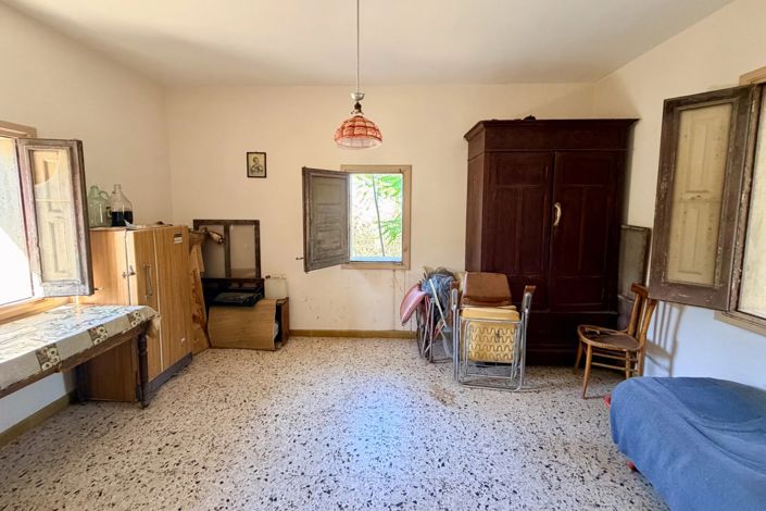 Image No.15-1 Bed House for sale