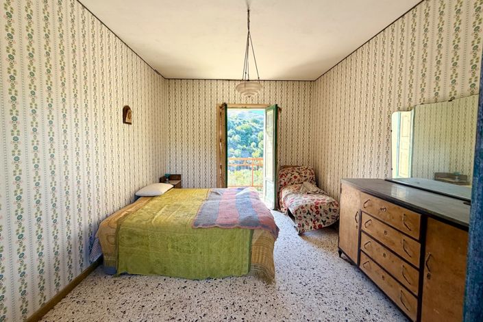Image No.22-1 Bed House for sale