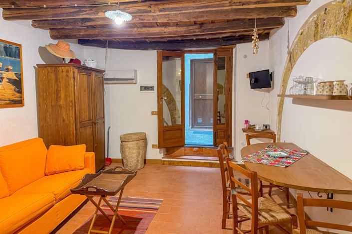 Image No.23-2 Bed Apartment for sale
