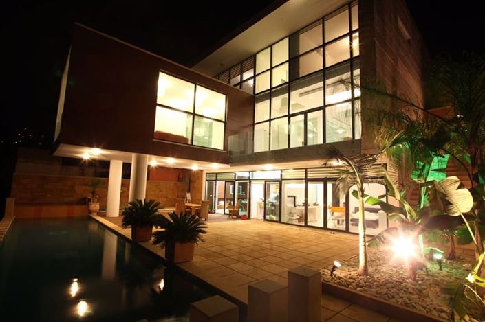 Image No.1-5 Bed Villa for sale