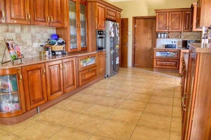 Image No.7-Villa de 5 chambres à vendre à Sotira