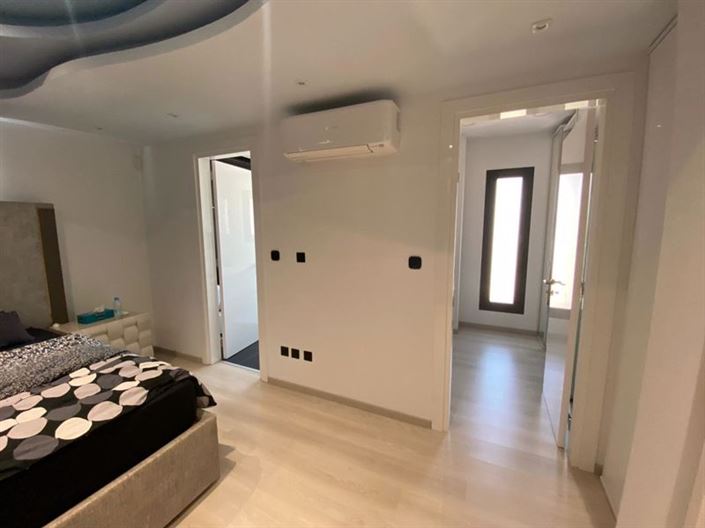 Image No.9-3 Bed Villa for sale