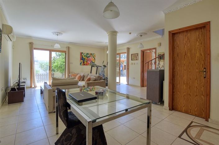 Image No.4-Villa de 3 chambres à vendre à Pernera