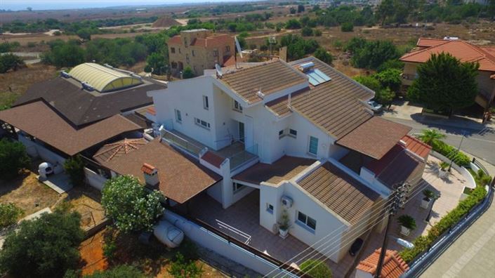 Image No.26-4 Bed Villa for sale