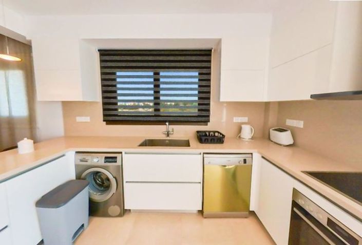 Image No.10-3 Bed Villa for sale