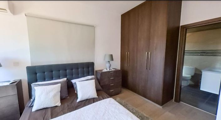 Image No.10-4 Bed Villa for sale