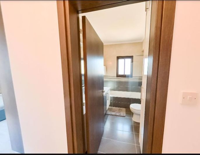 Image No.12-4 Bed Villa for sale