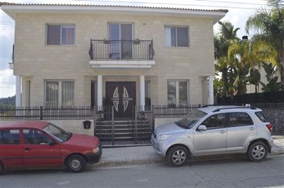 1 - Nicosie, Villa