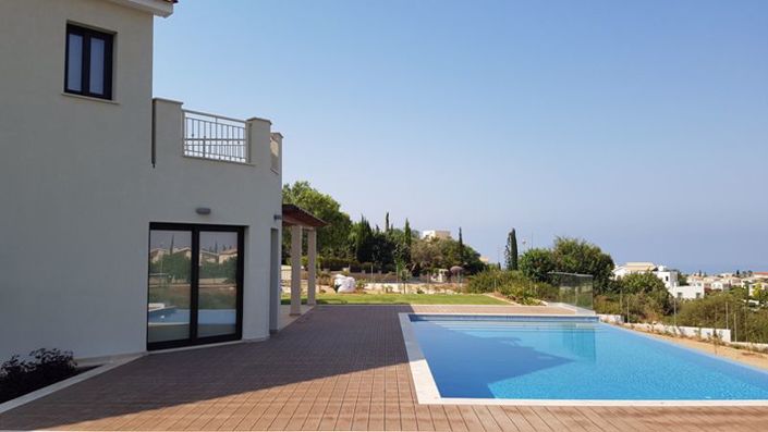 Image No.2-4 Bed Villa for sale
