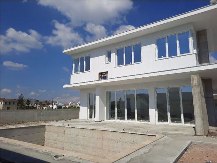 Image No.5-3 Bed Villa for sale