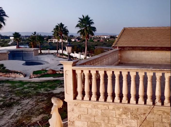 Image No.18-Villa de 7 chambres à vendre à Vrysoules