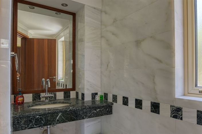 Image No.12-5 Bed Villa for sale