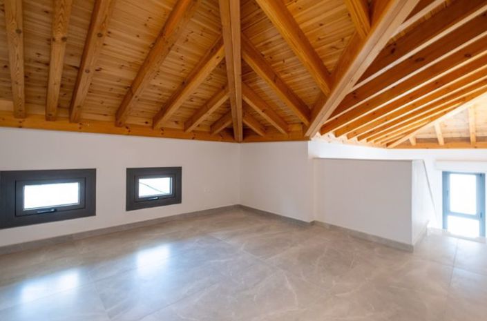 Image No.13-3 Bed Villa for sale