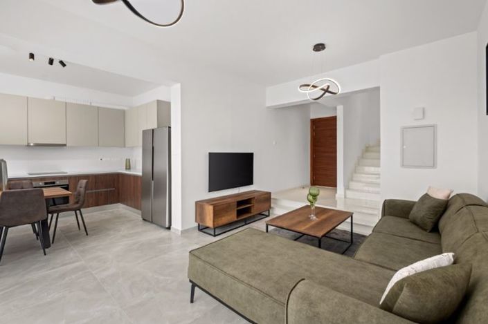 Image No.3-3 Bed Villa for sale